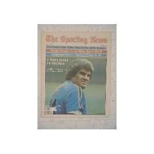July 25,1983 Sporting News w/Pete Rose Cover  Sports 