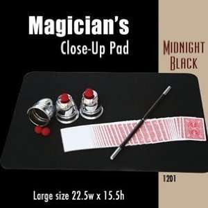  Magic Makers Large Close up Pad (22.5 X 15.5) Midnight 