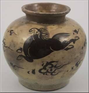 Yuan Dynasty Chinese Cizhou / Tzuchou Vase w/ Horse  