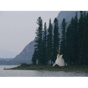  A Tepee is Built on the Edge of Cli Lake National 