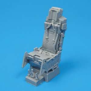 Quickboost 1/32 FA16A/C Ejection Seat w/Safety Belts Baby