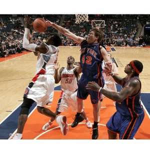  David Lee New York Knicks   Blocking Wallace   Autographed 
