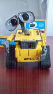 Disney Pixar Walle construct a bot eve, walle, mo thinkway toy 