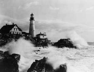 Description c1931 photo Lighthouse, Portland, Maine, with surf 