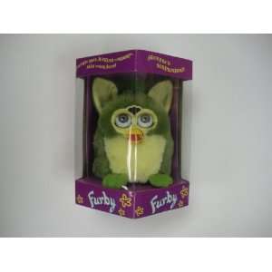  Green Furby with Green Eyes and Feet in Spanish Box Toys & Games