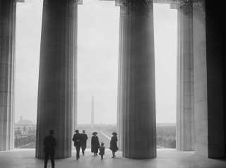    1922 photo Vista of Monument from Lincoln Memorial, 5/5/22