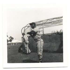  Hank Aaron Vintage Braves 3.5x3.5 Snapshot Photo   MLB 