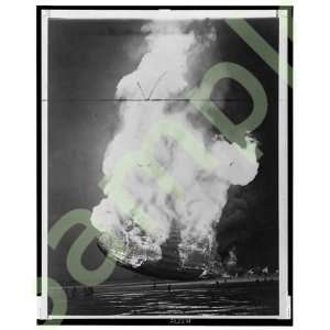  Hindenburg hits ground in flames Lakehurst, NJ 1937