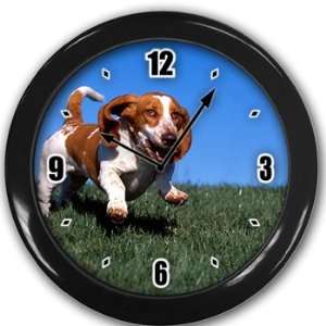   Basset hound Wall Clock Black Great Unique Gift Idea