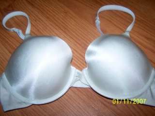   PRE OWNED VICTORIAS SECRET PADDED PUSH UP UNDERWIRE BRAS, 36C  