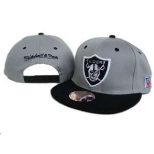  NFL Okaland Raiders Mitchell & Ness Snapback Grey Black 