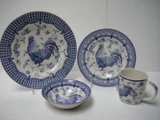 QUEENS COUNTRY ROOSTER SALAD PLATES   BLUE/WHT S/4  