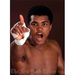  Ali Pointing   1970