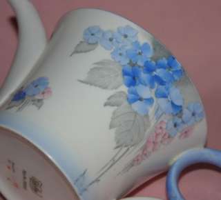 Shelley Blue Phlox Tea Pot  