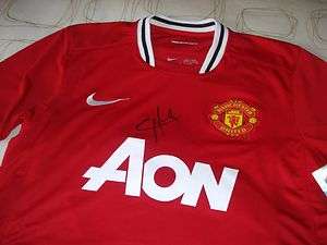   GENUINE HAND SIGNED AUTOGRAPH MANCHESTER UNITED 2011/2013 SHIRT  