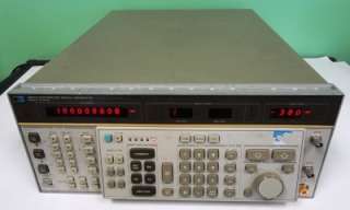 HP Hewlett Packard Synthesized Signal Generator 8663A w/ Opt. 003 