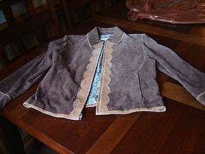 Womens Colebrook size Lg. brown jacket w/ design  