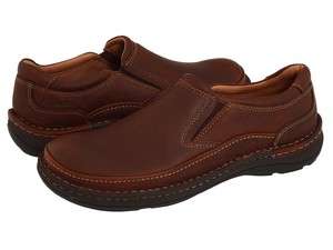 Men Clarks Nature Easy Slip On Brown Leather Shoes Size 8 to 10.5 