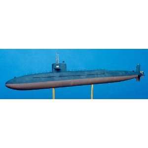   USS Simon Bolivar SSBN641 Ballistic Missle Submarine Kit Toys & Games