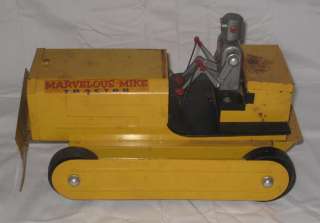 1950s SAUNDERS MARVELOUS MIKE ELECTROMATIC TRACTOR #1000  