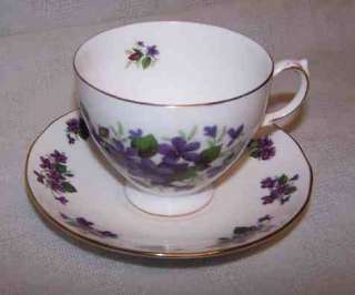 Very Pretty QUEEN ANNE RIDGWAY Teacup & Saucer VIOLETS  