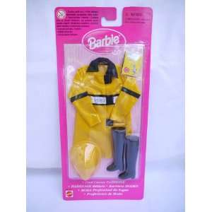  Barbie Cool Career Fireman Uniform (1999) Toys & Games