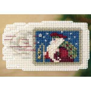  Holiday Stamp (beaded kit) Arts, Crafts & Sewing