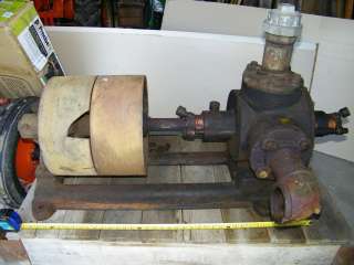 ANTIQUE WATER PUMP TO BELT TO OLD HIT AND MISS ENGINE STEAM OR VINTAGE 