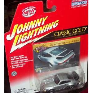   CLASSIC GOLD COLLECTION   1982 PORSCHE 911 TURBO Toys & Games