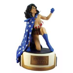  Yankee Girl Statue Toys & Games