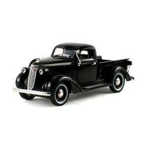  1937 Studebaker Pickup Truck Black 1/32 Toys & Games