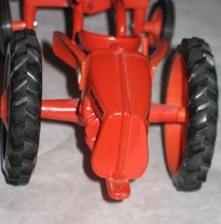 16 1948 Allis Chalmers G Tractor (Scale Models?)  
