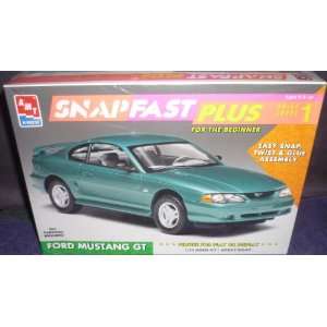  #6784 AMT/Ertl Snap Fast Plus Ford Mustang GT 1/25 Scale 