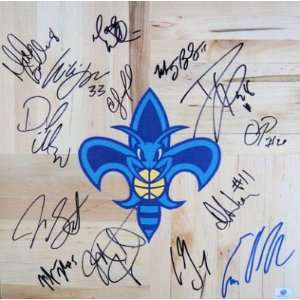  2011 New Orleans Hornets Team Signed 12x12 Floor GAI 
