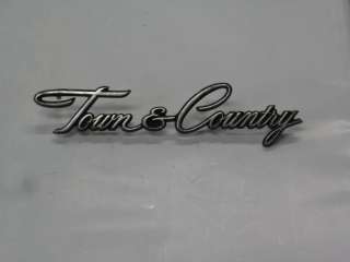   Original OEM 1972 1973 Chrysler Town & Country Wagon Fender Emblem