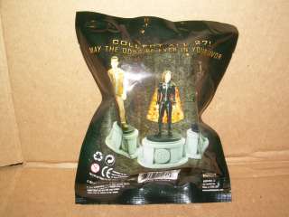 THE HUNGER GAMES Collectible Miniature Figurine Foil Pack Sealed 