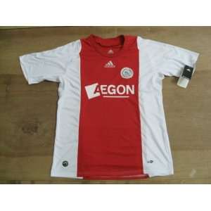  AJAX AMSTERDAM JERSEY NEW WITH TAGS + FREE SHORT(SIZE M 