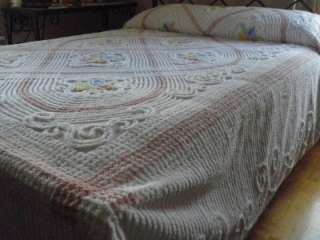 VINTAGE CHENILLE BEDSPREAD Dusty Rose on White Excellent  