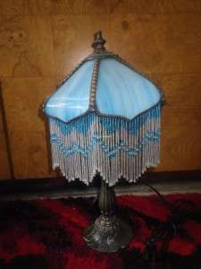 TIFFANY STYLE HANGING BEAD STAINED GLASS SM TABLE LAMP  