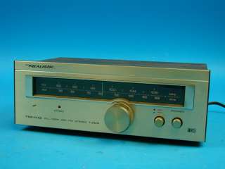 Realistic AM/FM Stereo Radio Tuner TM 102 Walnut Case  