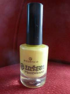 NEU Essence Urban Message LE Nagellack gelb Wall of Fame 10 ml in 