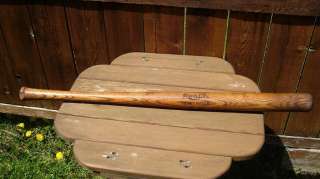   OLD REACH HEAVY HITTER No. 82 BASEBALL BAT CIRCA 1910S  