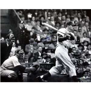 Duke Snider Brooklyn Dodgers   Swinging Horizontal   Autographed 16x20 