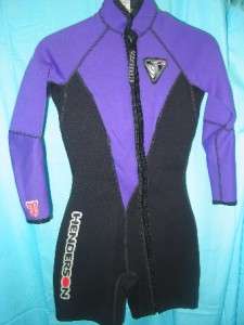 HENDERSON AQUATICS 3 D WOMENS USED SCUBA SUIT SIZE 6  