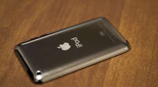 Apple iPod touch 4th Generation (Latest Model) 8GB iOS 5 W/ Box 