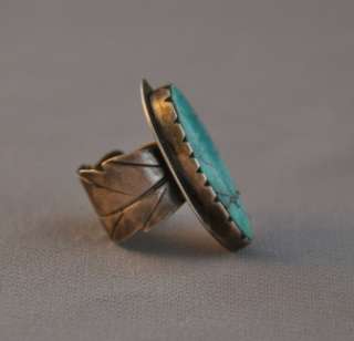 OLD NAVAJO TURQUOISE RING   WRAPPED LEAF BAND SZ 5 1/2  