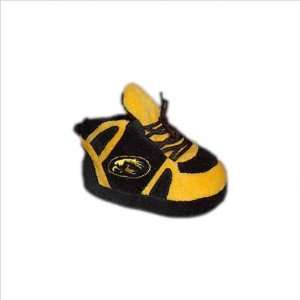  Comfy Feet IOW03 Iowa Hawkeyes Baby Slipper in Yellow 
