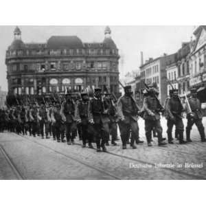 World War I, German Infantry in Brussels, Belgium, 1914 Premium Poster 